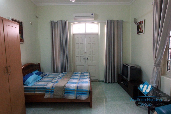 Beautiful, spacious house for rent in Nghi Tam Village, Tay Ho, Hanoi 